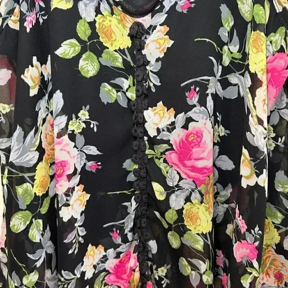 Lust N Must Flowy Top OS - Picture 5 of 10